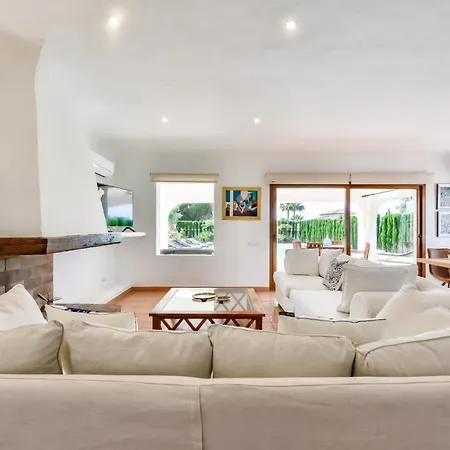 Villa Guzman - La Rocalla Moraira